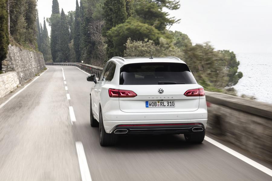  Volkswagen Touareg V6 TDI R-Line 2018 года  (WW) (фото 35 из 41)